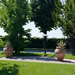 Aurora Hotel