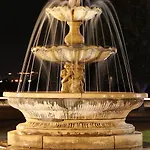 Aurora كاستينازو